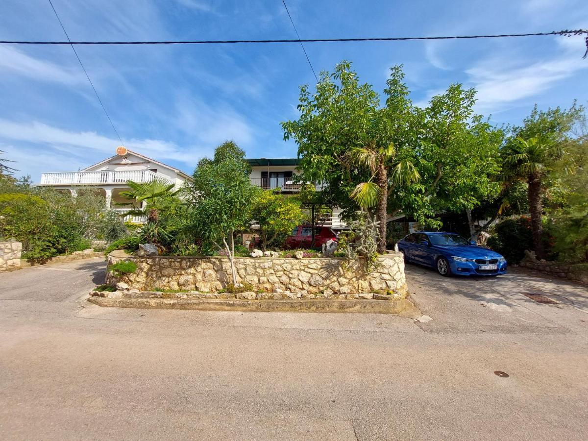 Apartments Vilim Pinezići Exterior foto
